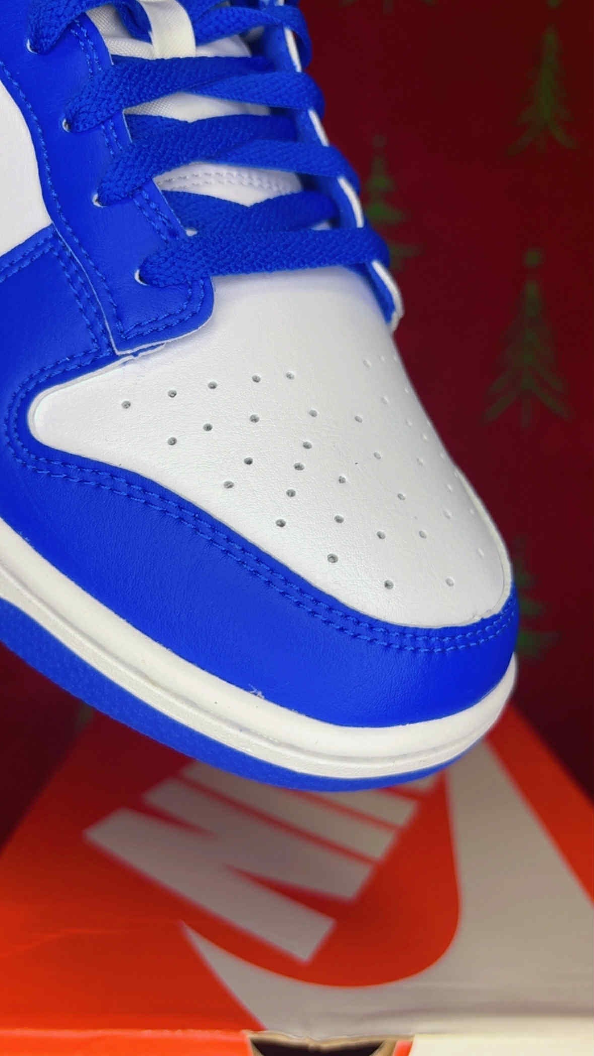 Nike Dunk Low "White Hyper Royal"